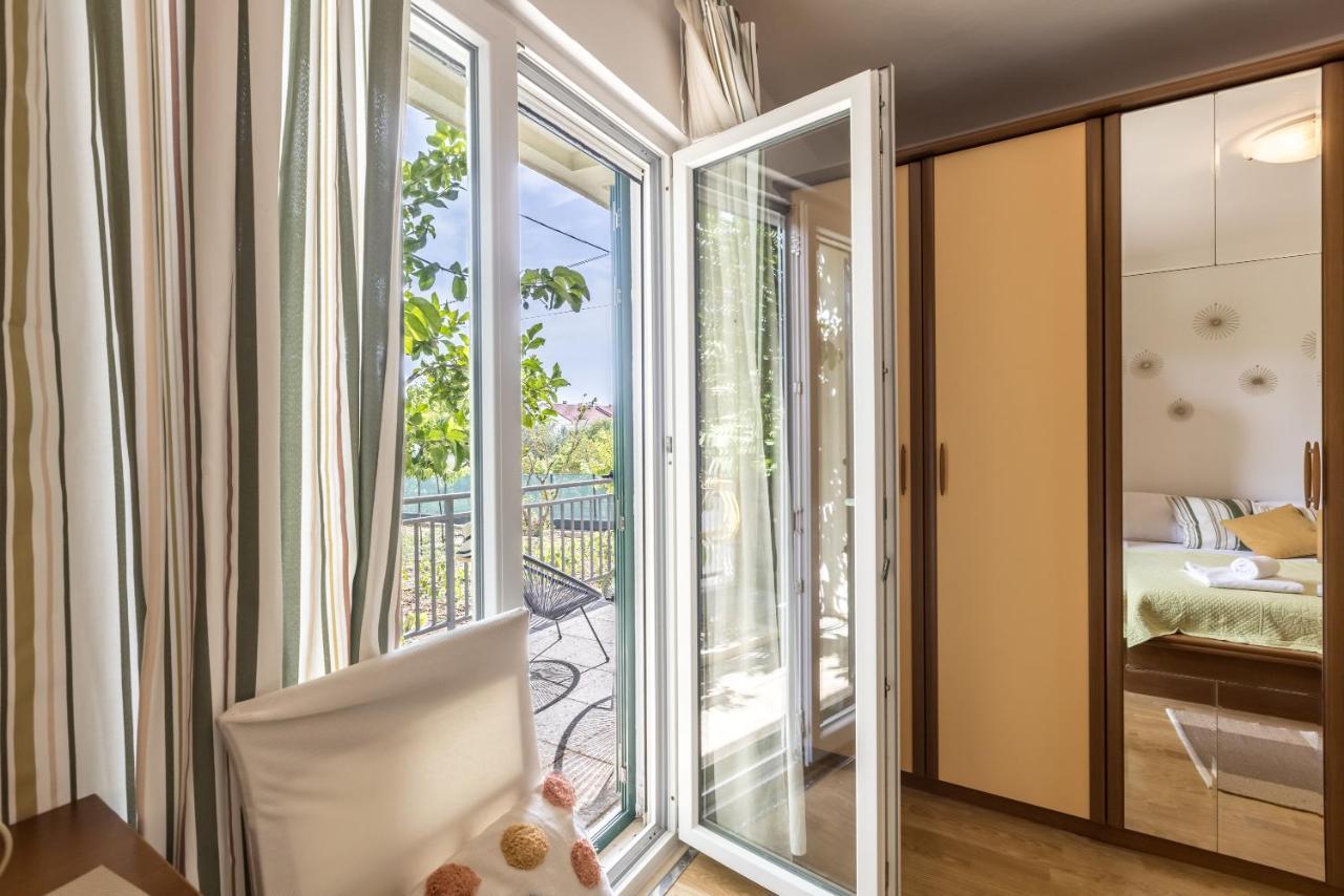 Kaštela Citrus Accommodation מראה חיצוני תמונה