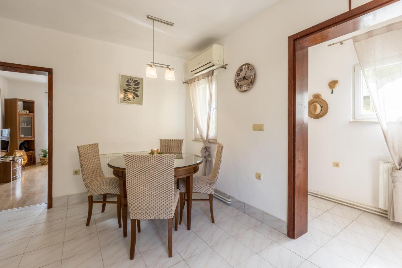 Kaštela Citrus Accommodation מראה חיצוני תמונה