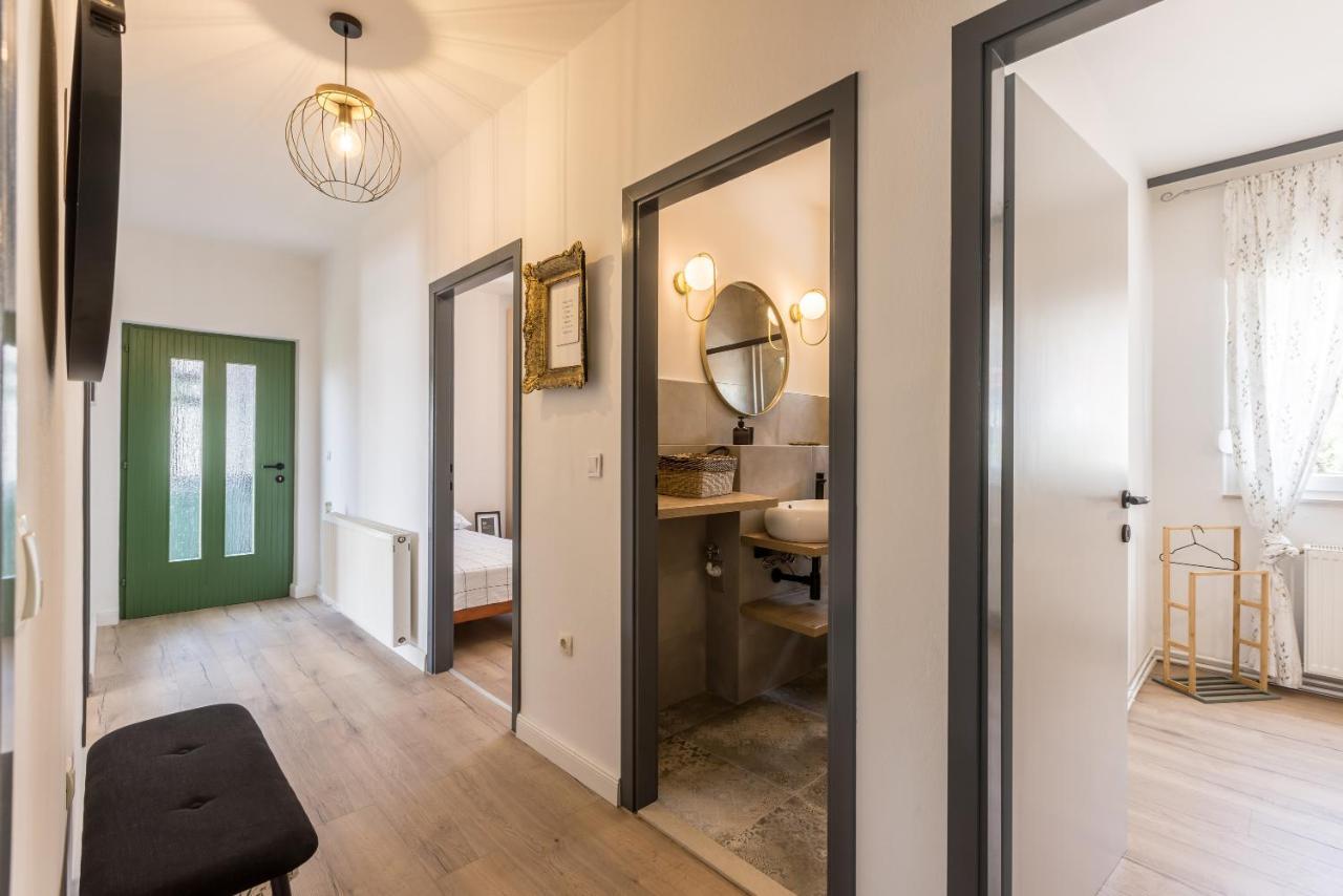 Kaštela Citrus Accommodation מראה חיצוני תמונה