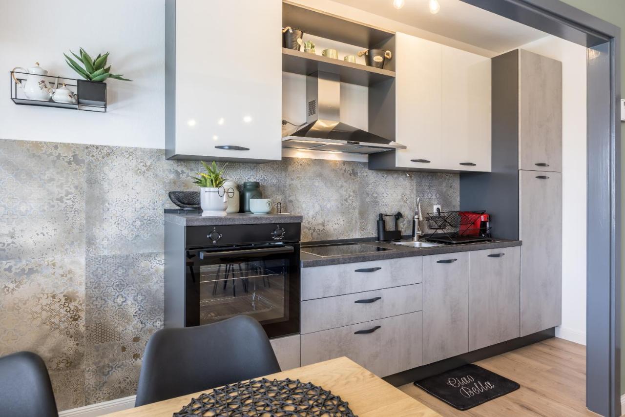 Kaštela Citrus Accommodation מראה חיצוני תמונה